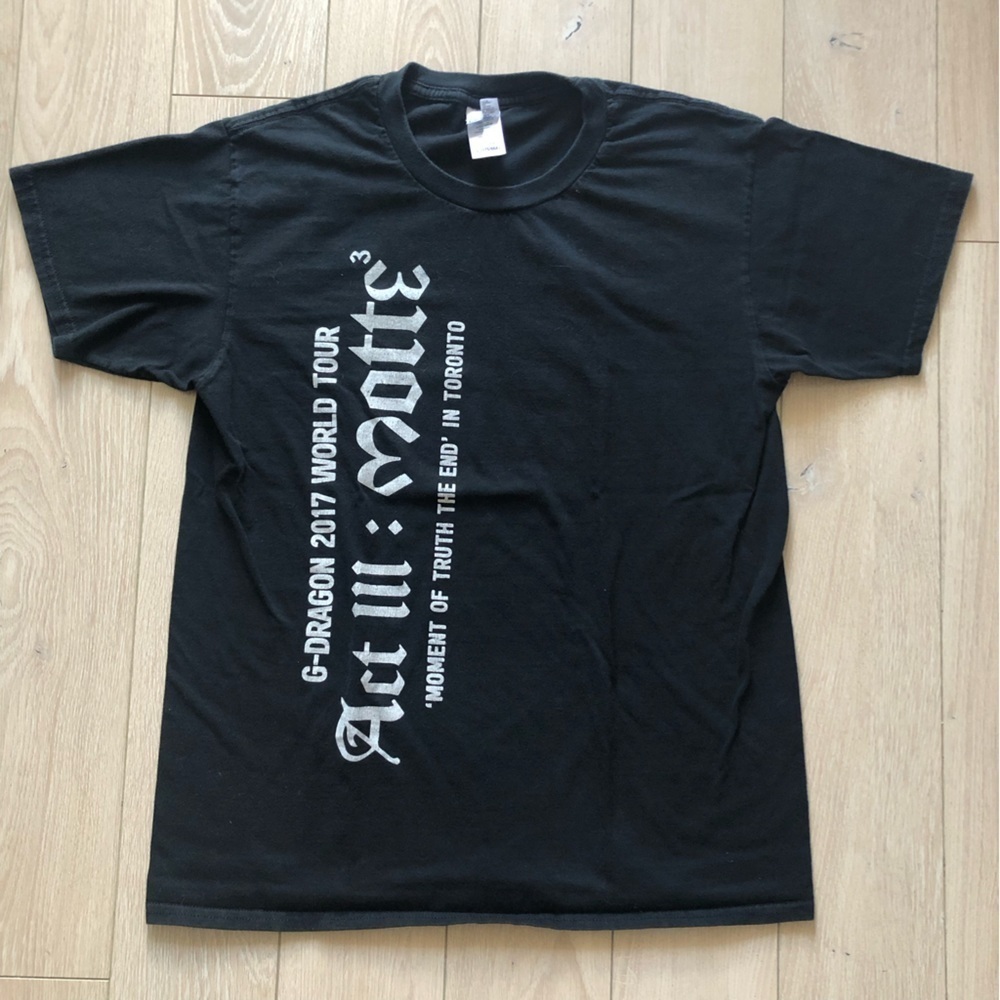 G Dragon 2017 World Tour Toronto Concert T Shirt in Black Size L